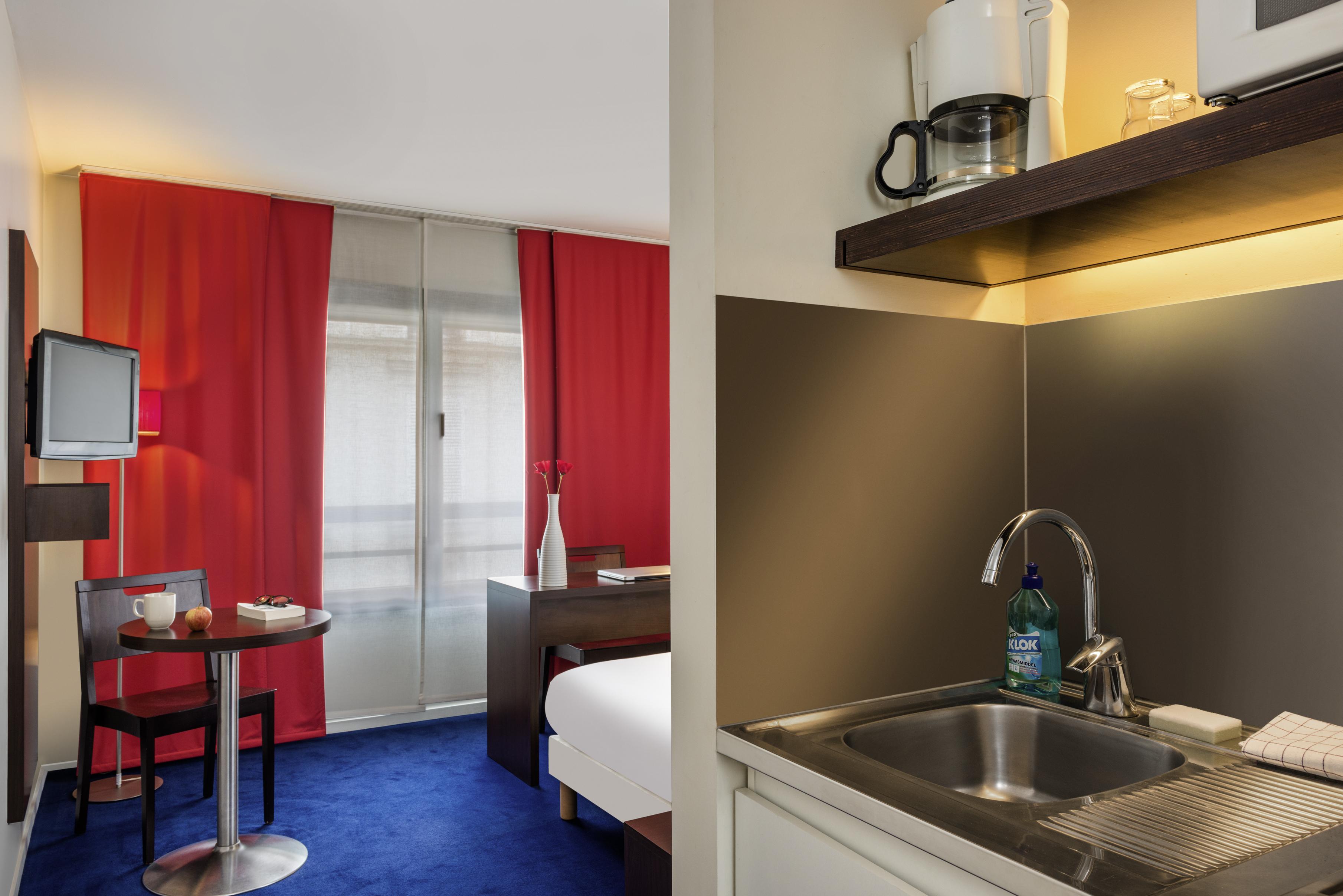 อะดาโจ แอคเสส ปารีส บาสตีย์ อพาร์ตโฮเต็ล Aparthotel ภายนอก รูปภาพ
