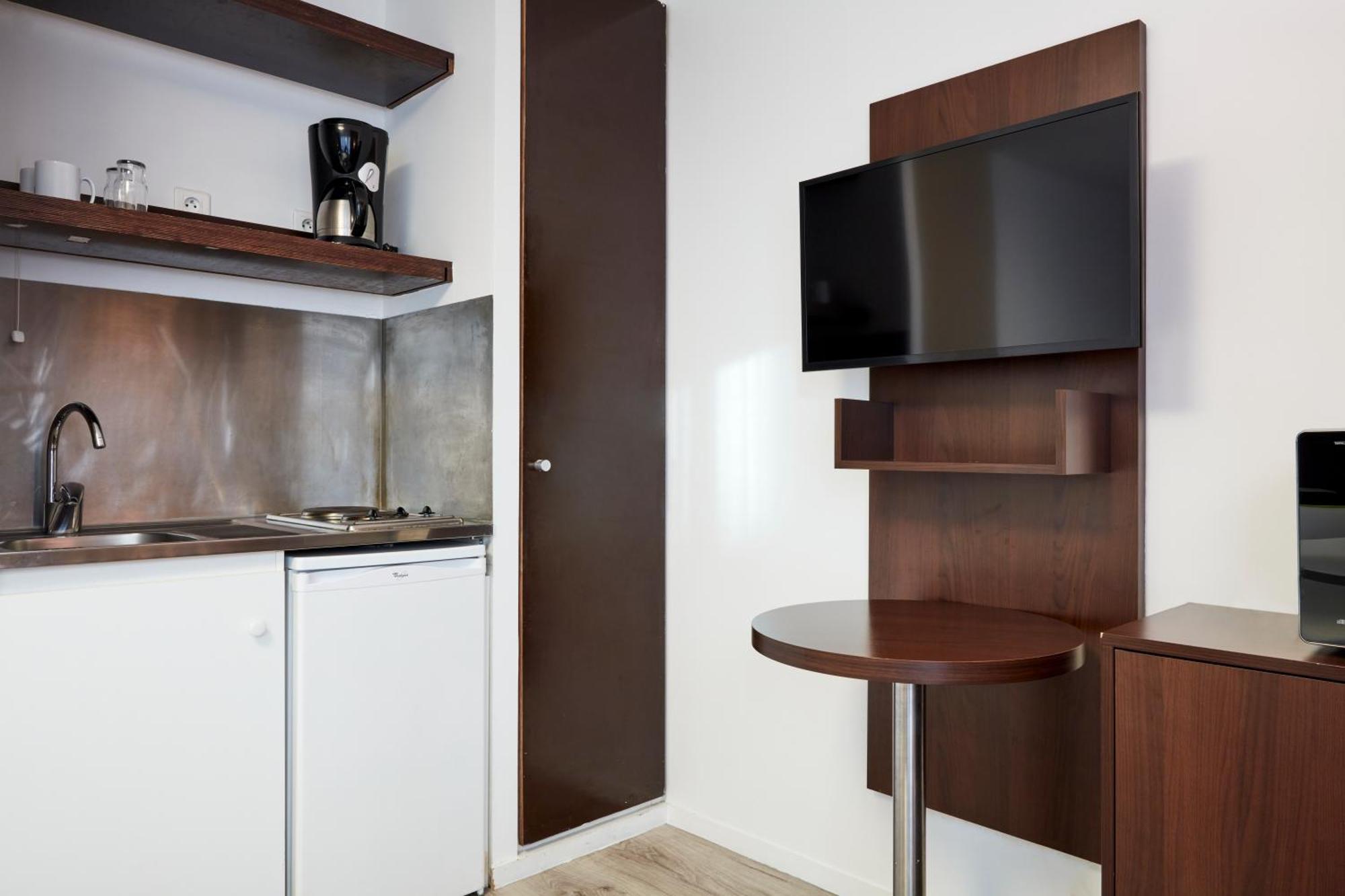 อะดาโจ แอคเสส ปารีส บาสตีย์ อพาร์ตโฮเต็ล Aparthotel ภายนอก รูปภาพ